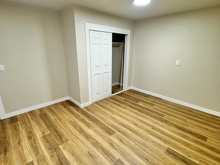 192 Beacon Hill Dr #B — Photo 15
