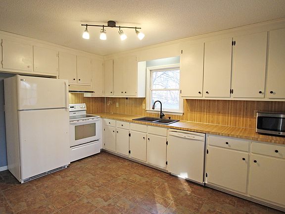 5th image of 3124 Marywood Dr