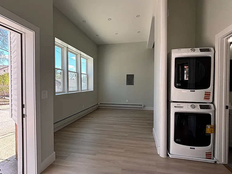 314 Pond St #3 — Photo 2