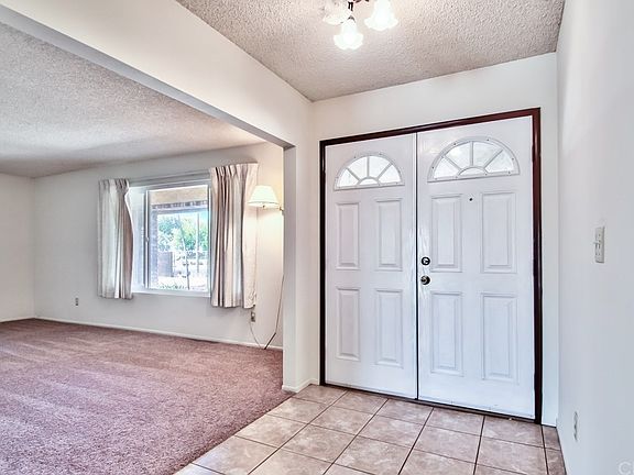 3rd image of 13486 Nason St