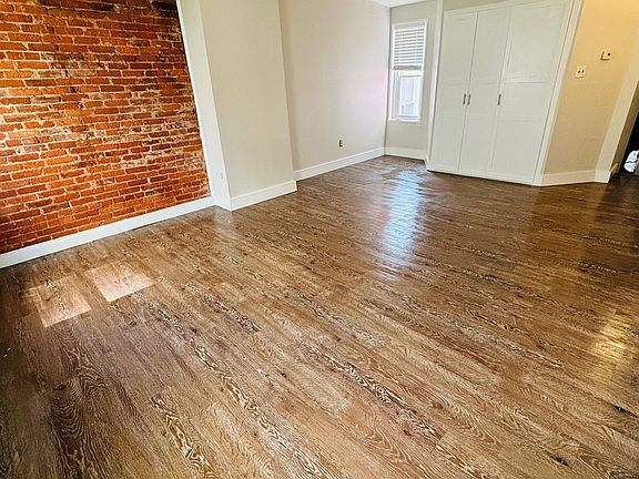 2nd image of 324 N 18th St Floor 3