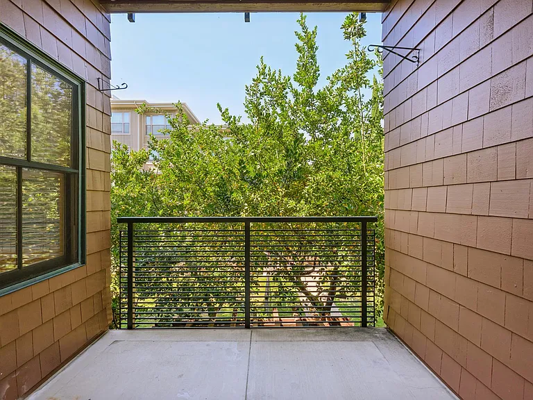 435 Sheridan Ave #201 — Photo 18
