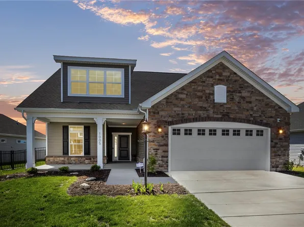 1005 Man O War Ct, Washington, PA 15301