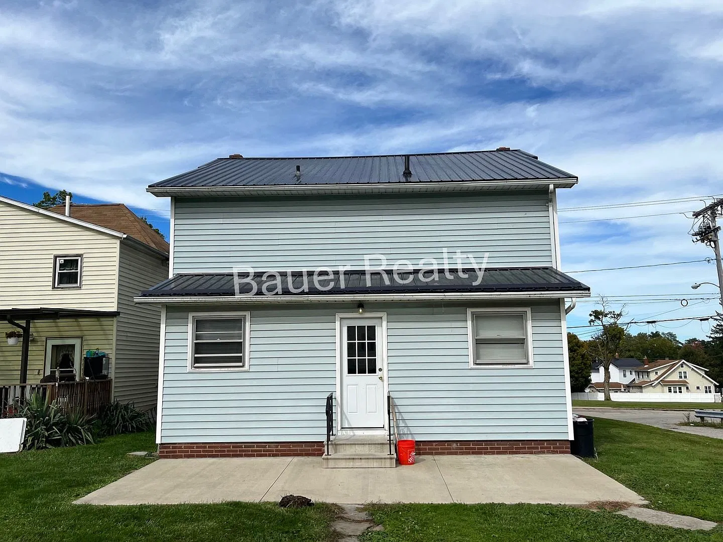 li103 — Photo 2