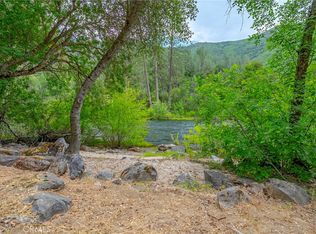 9977 Incline Rd, El Portal, CA 95318