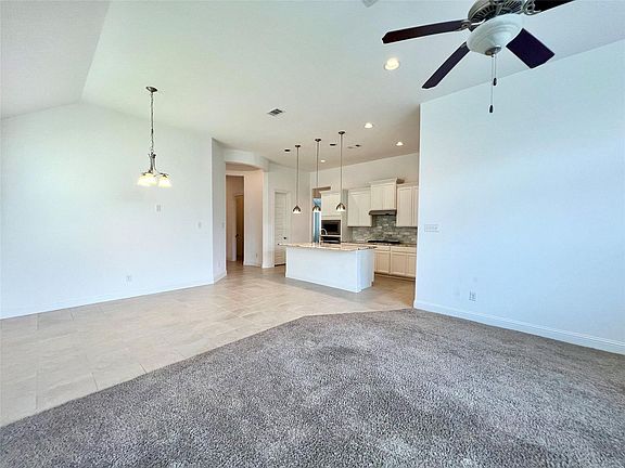 5th image of 1610 Nacogdoches Valley Dr