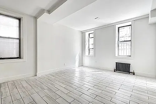 61 Ellwood St #C Photo 1