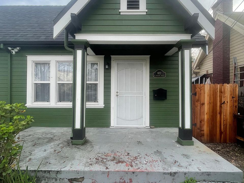1st image of 820 W Willow St #822