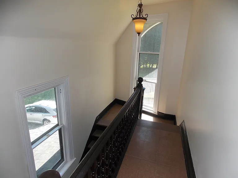 727 W Beaver St #5 — Photo 13