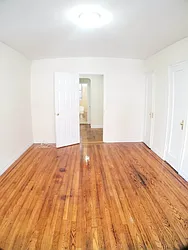 Rented by Roberto Guilbet, LREB