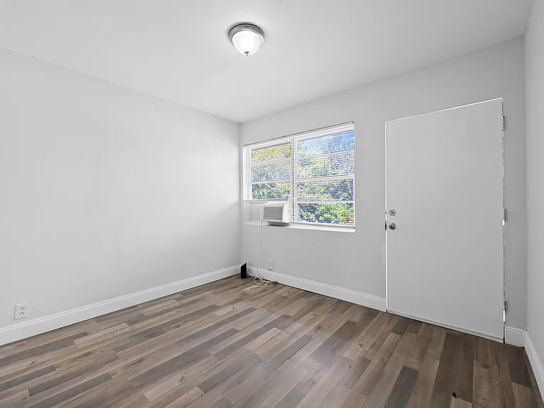 1761 Ali Baba Ave — Photo 9
