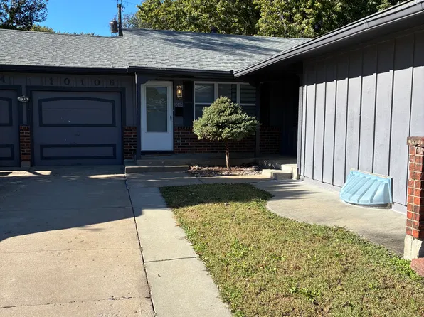 10106 W 95th St, Overland Park, KS 66212