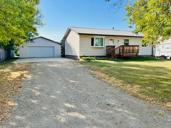 14 3rd St SE, Warner City, SD 57479