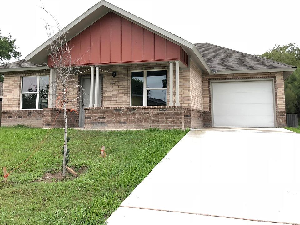 1st image of 3526 Park Ln N