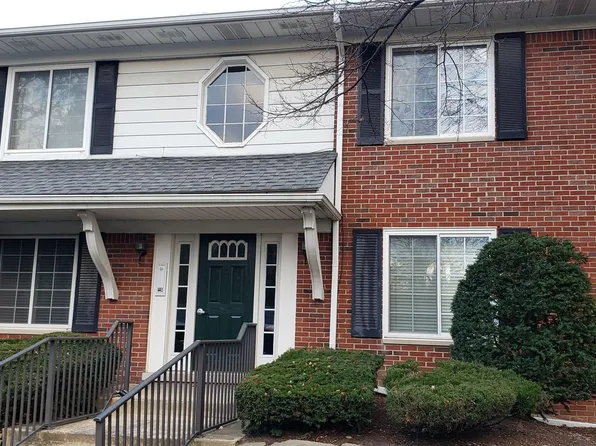 2449 Mulberry Sq APT 31, Bloomfield Hills, MI 48302