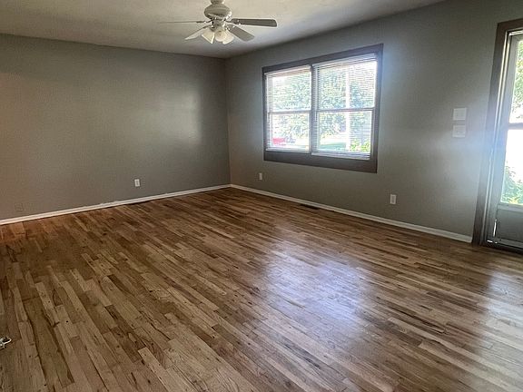 3rd image of 7210 La Vista Dr