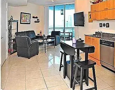 1 bed, 704 sqft, $2,700 — Photo 4