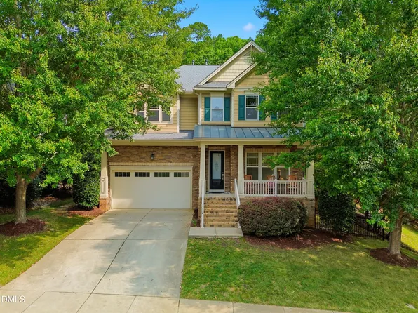 312 Briarfield Dr, Apex, NC 27502