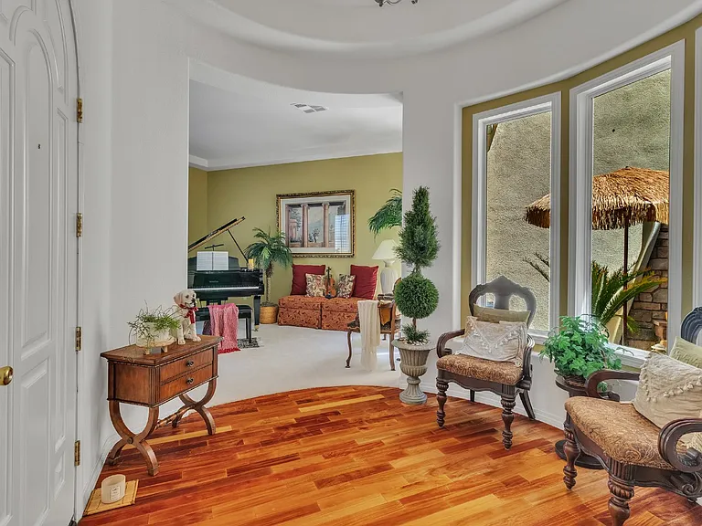 1455 Foothills Village Dr — Photo 6