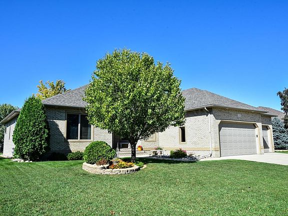 3rd image of 1790 Princeton Ln