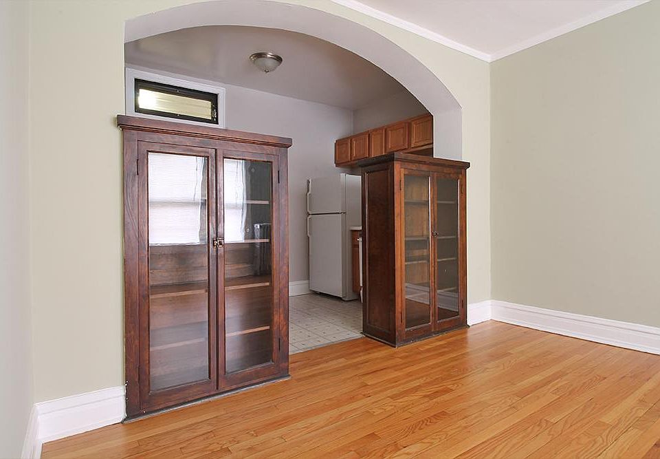 1st image of 431 N Humphrey Ave APT J3