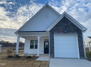 29 Furley St, Sanford, NC 27330