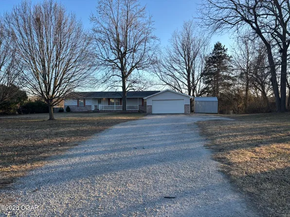 4130 E Zora St, Webb City, MO 64870
