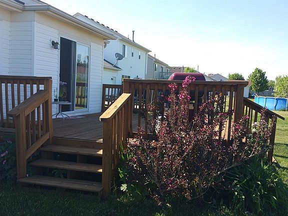 2nd image of 8196 Loon Ln