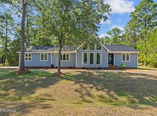 810 Wind Way, New Bern, NC 28560