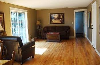 4th image of 2914 SE 148th Ave