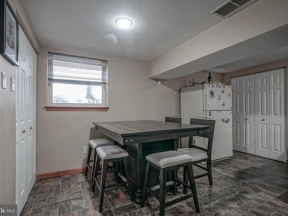 5th image of 649 Muhlenberg Ave