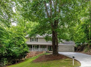 9375 N Lake Dr, Roswell, GA 30076