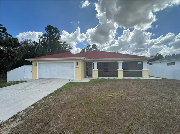 2805 14th ST W, LEHIGH ACRES, FL 33971