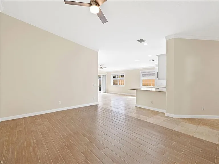 7539 Novara Ct — Photo 12
