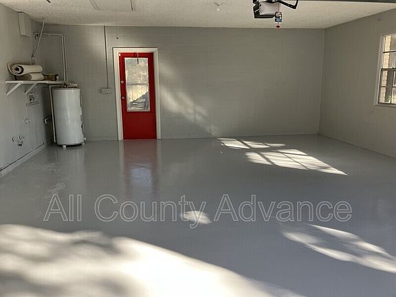 5th image of 2131 W Greenhollow Dr