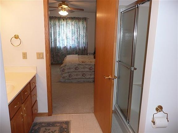 5th image of 22 Village Homes Dr #22