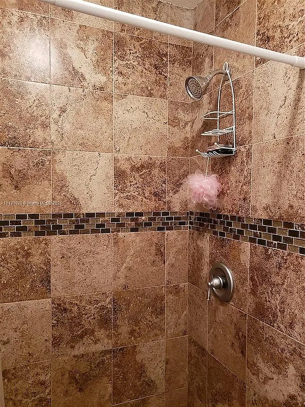 2 bed, 1200 sqft, $1,200 — Photo 4