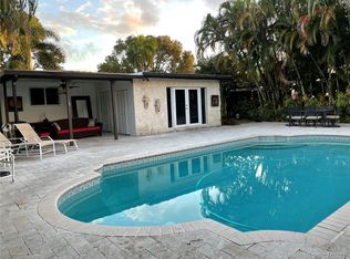 1315 Dewey St, Hollywood, FL 33019