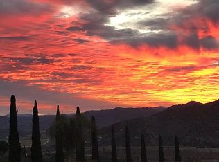 2984 Lawrence Ln, Escondido, CA 92025