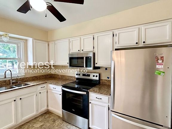 3rd image of 11406 Wentworth Ct