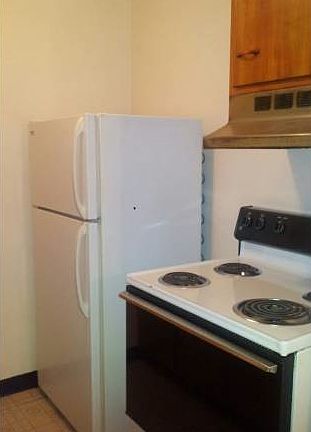 5th image of 22 E Ross Ave APT 1