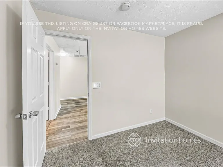 414 Waterbury Way — Photo 14