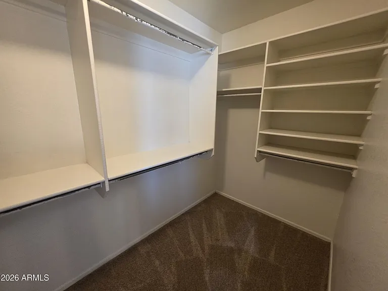 2442 E Nathan Way — Photo 31