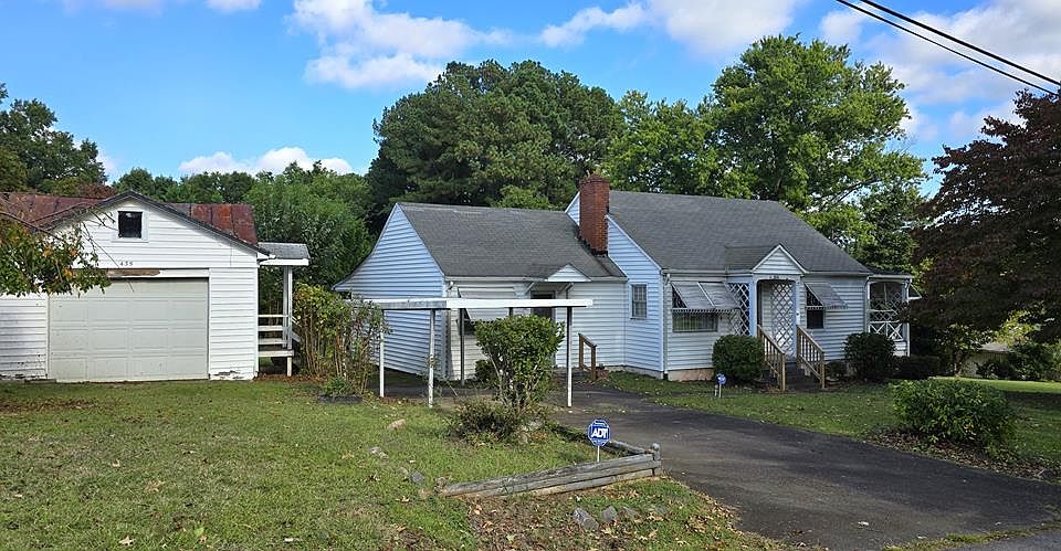 1st image of 435 Peach St