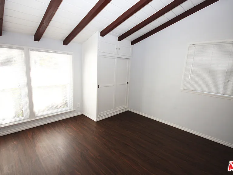 2766 Dunleer Pl — Photo 17