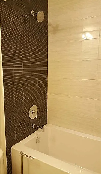 33 Shore Breeze Dr #805 — Photo 16