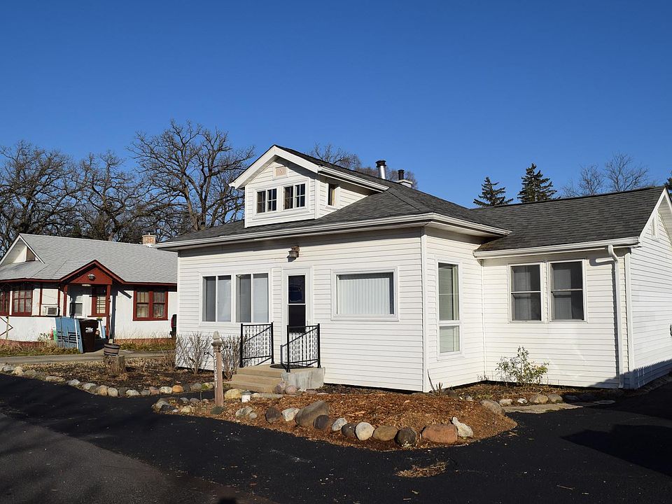1st image of 27581 N Hickory St
