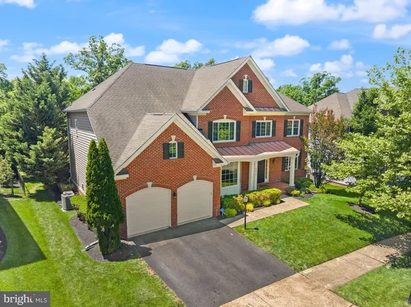 43916 Riverpoint Dr, Leesburg, VA 20176