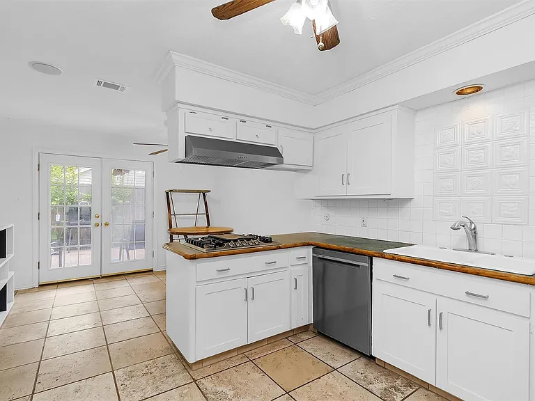 11634 Southlake Dr — Photo 12