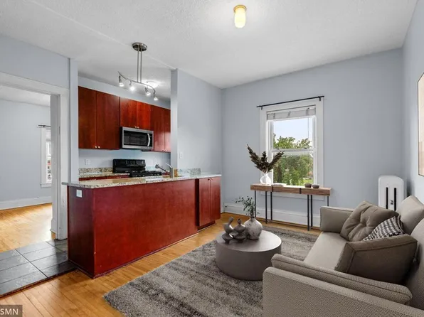 2881 Irving Ave S Unit 305, Minneapolis, MN 55408